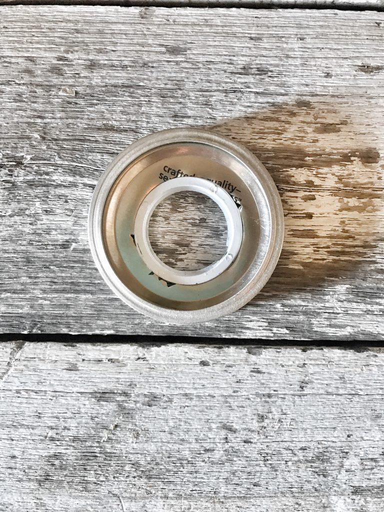shade ring in mason jar lid